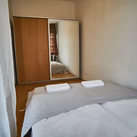 G1 - Apartment *