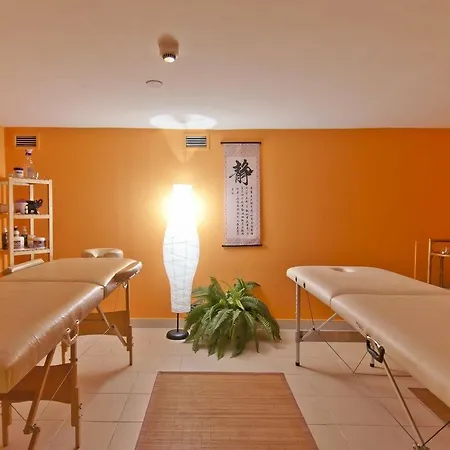 Starlight Hotel 4*