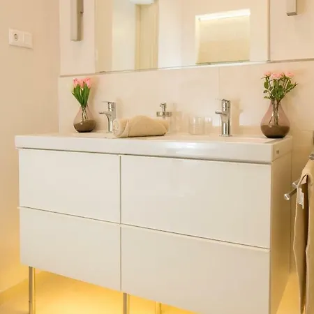 Panni Luxury Next To Gozsdu Garden * Budapest