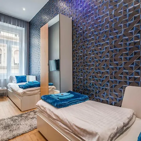 Broadway Apartment