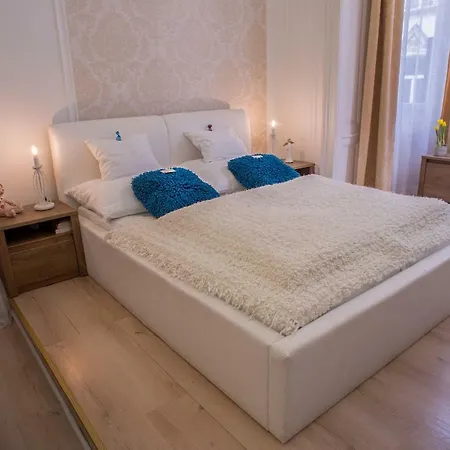 Bella Delux Apartment