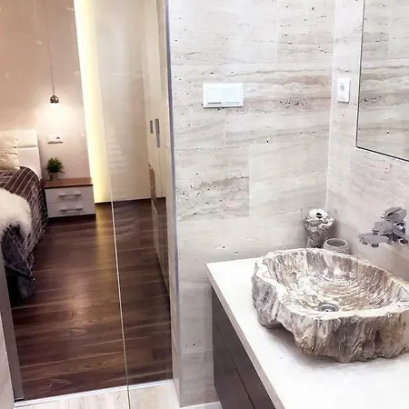 Grand Eliza 3bedroom Luxury Apt At Blaha Apartment Budapest