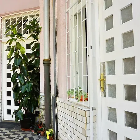 Free Garage!!! Downtown Near The New York Coffee House * Βουδαπέστη