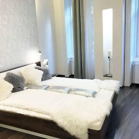 Grand Eliza 3bedroom Luxury Apt At Blaha * Budapest