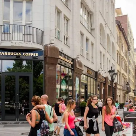 Your Frisky In The Iconic Vaci Street Holiday home Budapest
