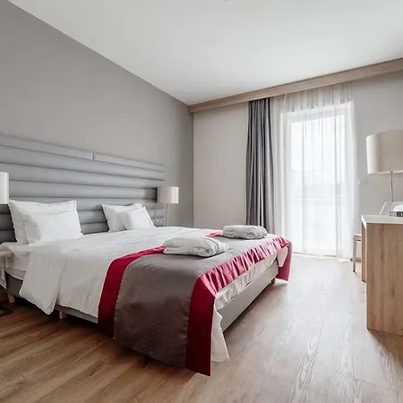 Akeah Verdi 4* Budapest