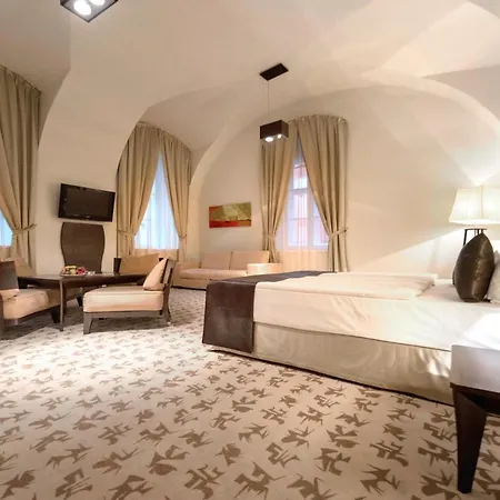 Buda Castle 4* Βουδαπέστη