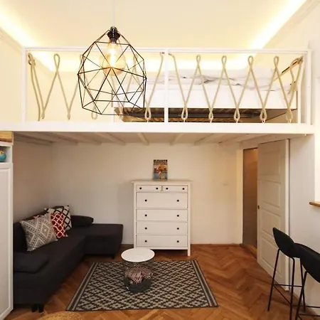 Appartamento Lovely Downtown In *