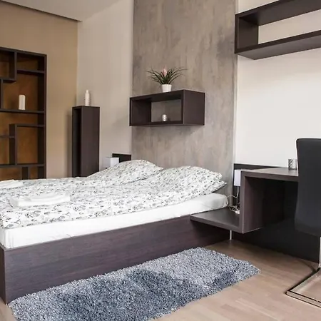 Apartment Downtown Ulloi 3 *