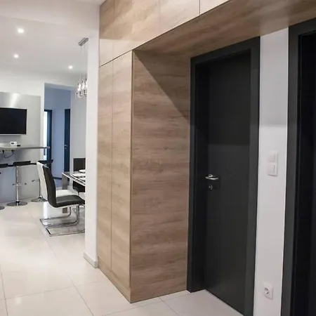 Downtown Ulloi 3 Apartment