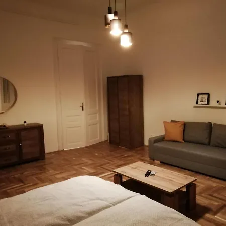 Apartament Luxury New Cozy Flat At Dob Street Nearby Gozsdu Court Budapeszt