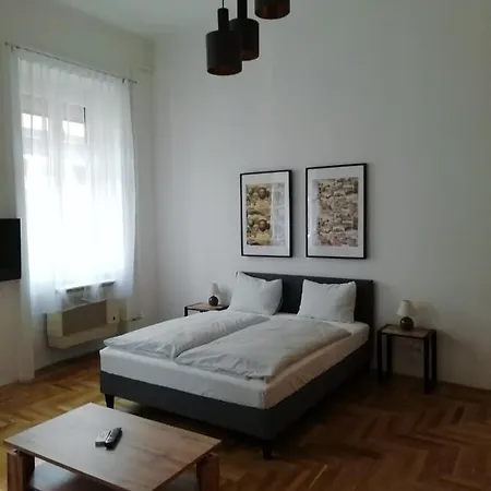Luxury New Cozy Flat At Dob Street Nearby Gozsdu Court Apartament *