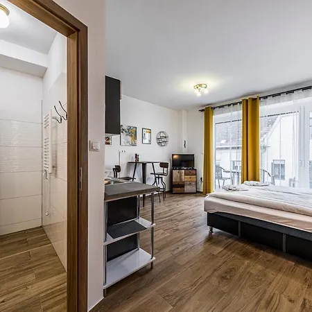Enjoy Aparthotel 4*