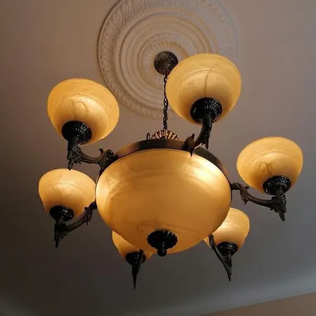 Bauhaus Astoria Хостел Будапешт