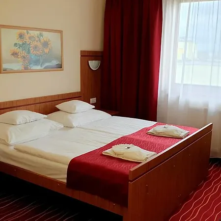 Hotel Diana Club 3*