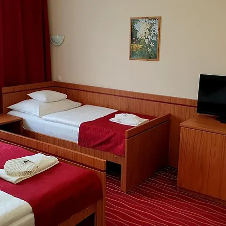 Diana Club Hotel 3*