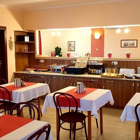 Diana Club Hotel Budapešť