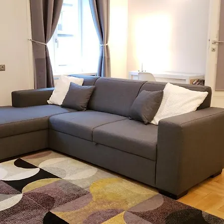Supreme Center Apartman