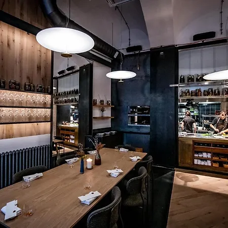 鲁姆布达佩斯度假 酒店 布达佩斯